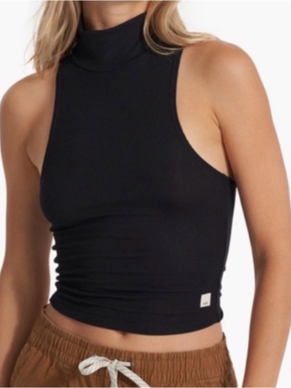 Vuori Cove Black Ribbed Mock Neck Crop Tank